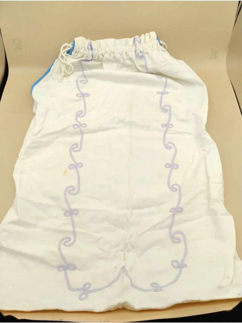 Vintage White Cotton Drawstring Laundry Bag Purple Embroidered Trim 24